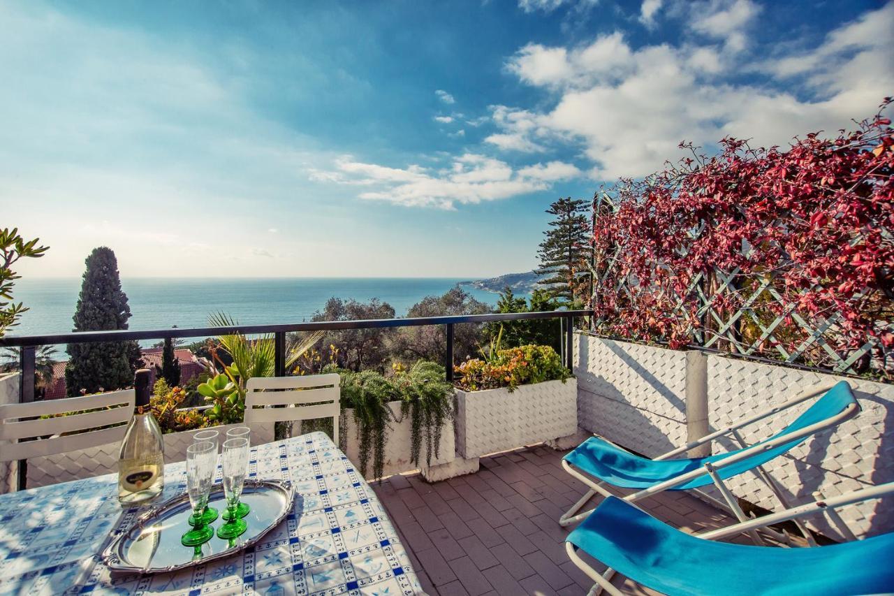Una Terrazza Sul Golfo Di Ospedaletti By Wonderful Italy Zewnętrze zdjęcie